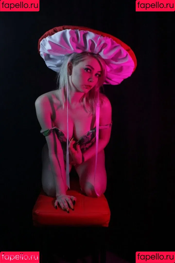 Alexandra Bessonova / Sishka14 / sishka Onlyfans Photo Gallery 