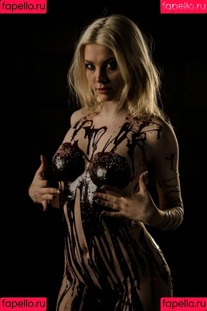 Alexandra Bessonova / Sishka14 / sishka Onlyfans Photo Gallery 