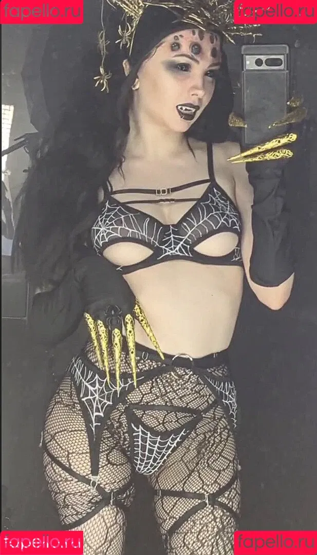 Alexandra Bessonova / Sishka14 / sishka Onlyfans Photo Gallery 