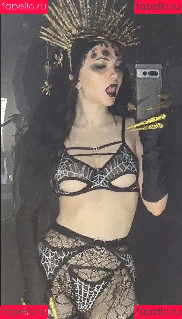 Alexandra Bessonova / Sishka14 / sishka Onlyfans Photo Gallery 