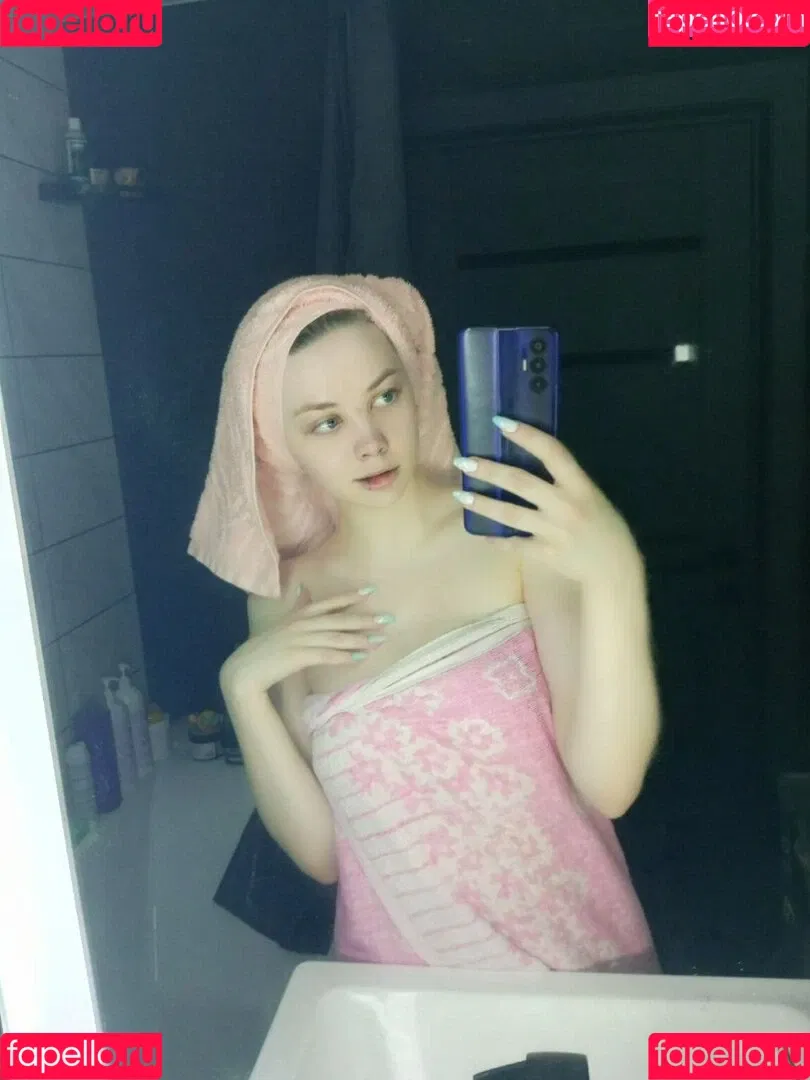 Alexandra Bessonova / Sishka14 / sishka Onlyfans Photo Gallery 