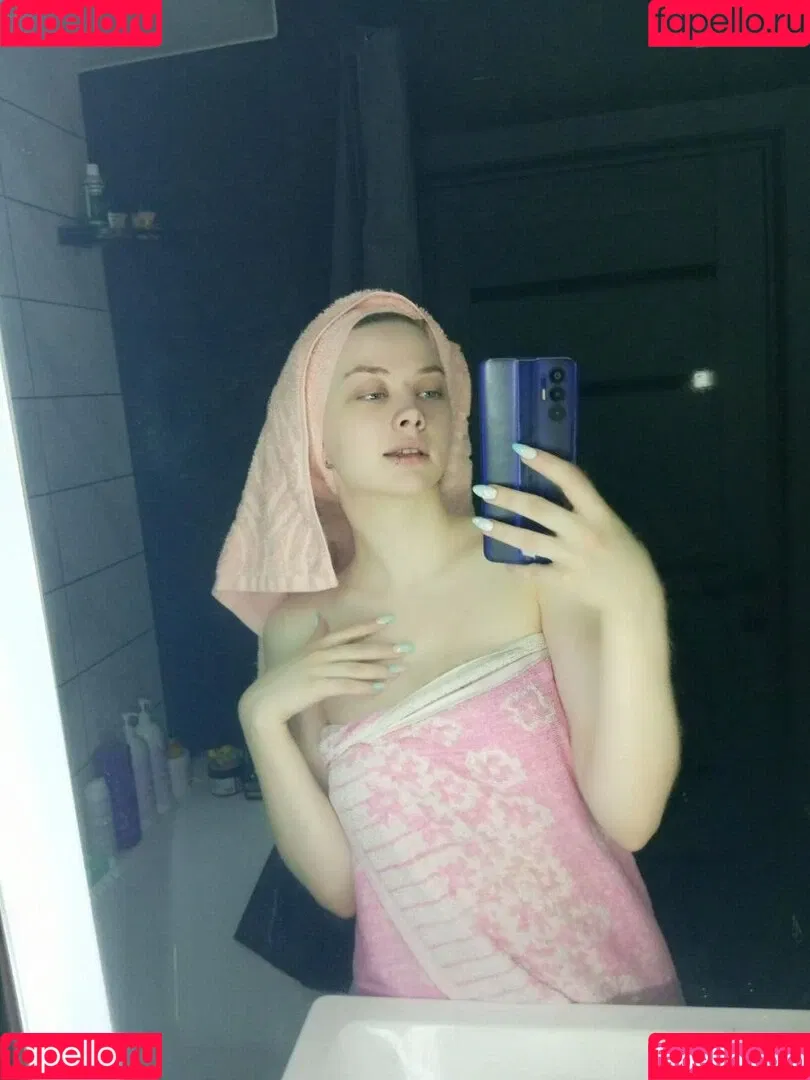 Alexandra Bessonova / Sishka14 / sishka Onlyfans Photo Gallery 