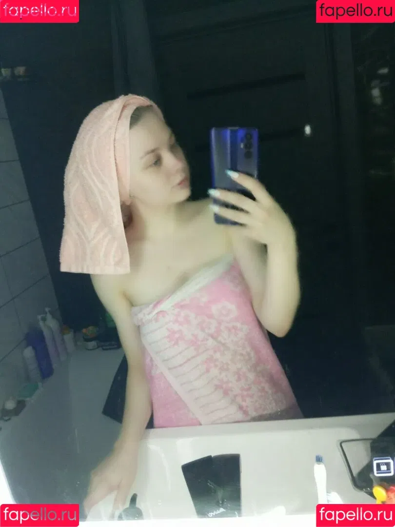 Alexandra Bessonova / Sishka14 / sishka Onlyfans Photo Gallery 