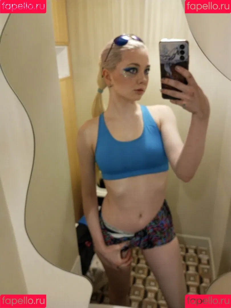 Alexandra Bessonova / Sishka14 / sishka Onlyfans Photo Gallery 