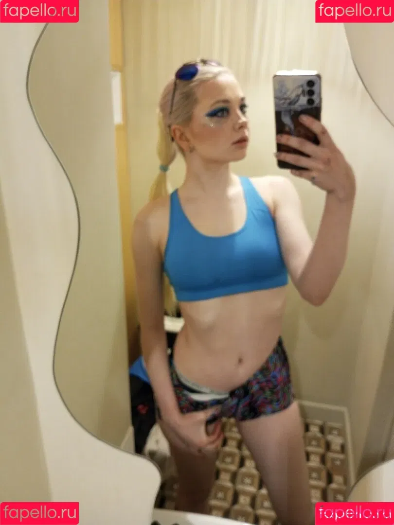 Alexandra Bessonova / Sishka14 / sishka Onlyfans Photo Gallery 