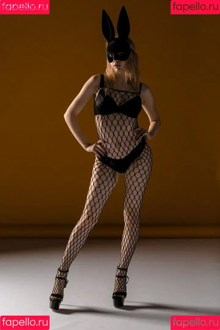 Alexandra Bessonova / Sishka14 / sishka Onlyfans Photo Gallery 