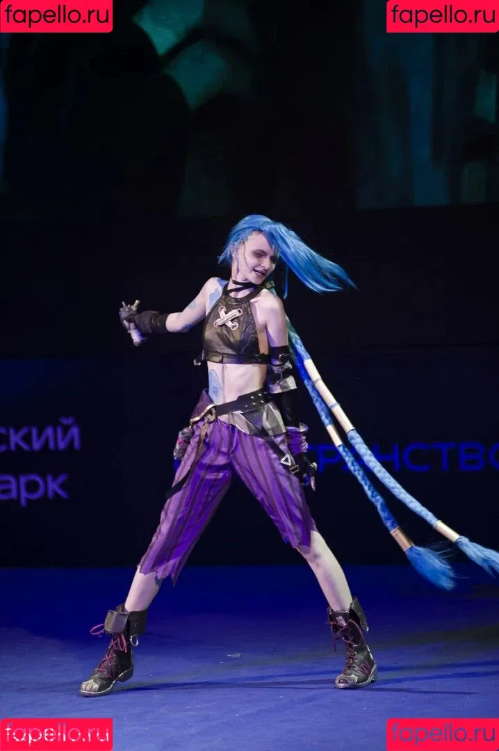 Alexandra Bessonova / Sishka14 / sishka Onlyfans Photo Gallery 