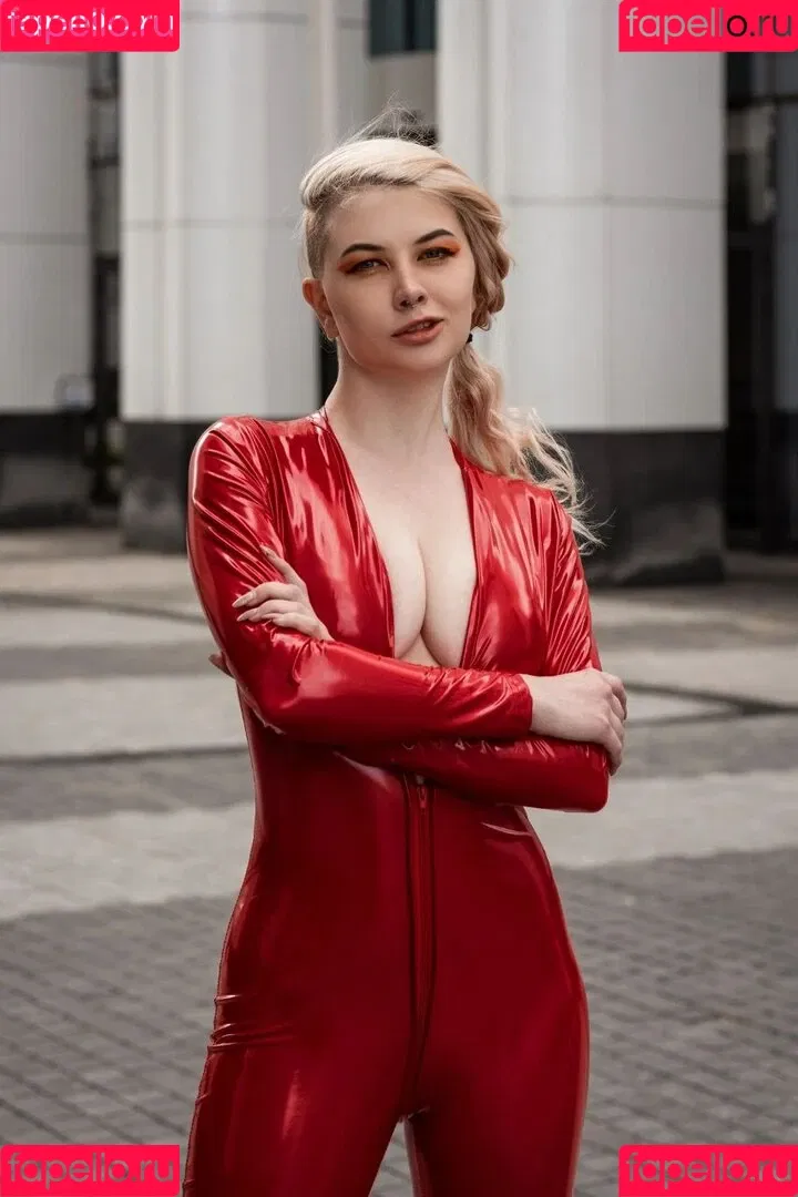 Alexandra Bessonova / Sishka14 / sishka Onlyfans Photo Gallery 