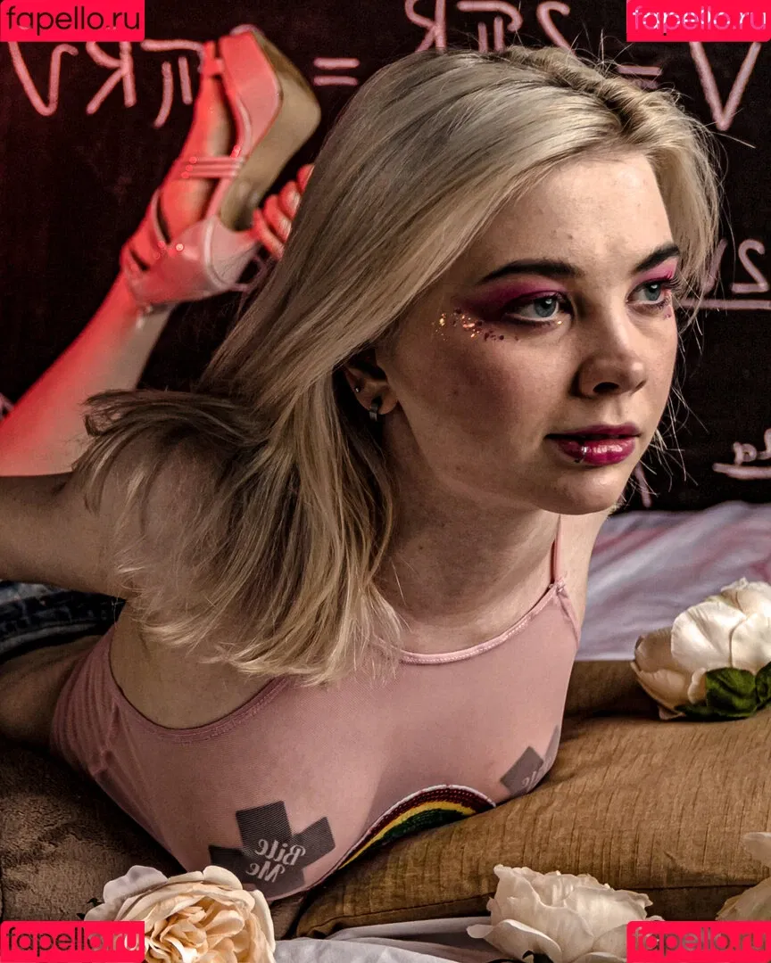 Alexandra Bessonova / Sishka14 / sishka Onlyfans Photo Gallery 