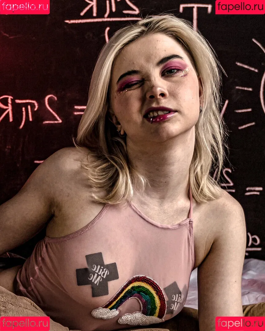 Alexandra Bessonova / Sishka14 / sishka Onlyfans Photo Gallery 