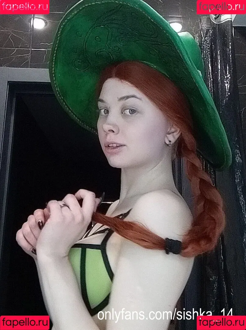 Alexandra Bessonova / Sishka14 / sishka Onlyfans Photo Gallery 