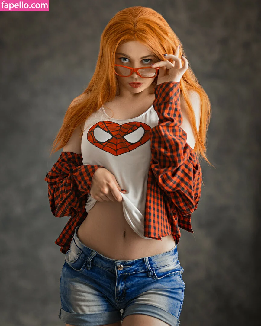 Alexandra Bessonova / Sishka14 / sishka Onlyfans Photo Gallery 