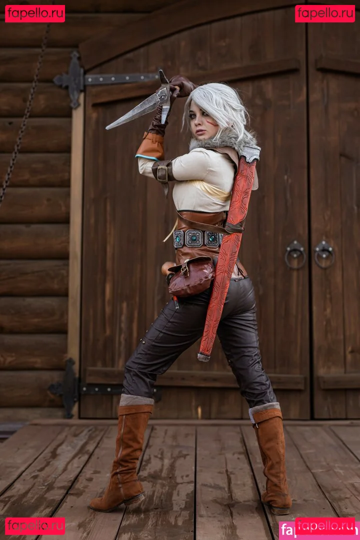 Alexandra Bessonova / Sishka14 / sishka Onlyfans Photo Gallery 