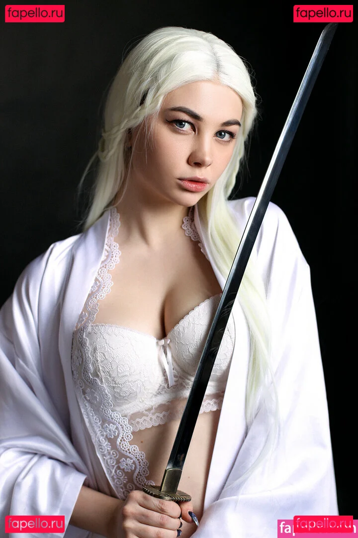 Alexandra Bessonova / Sishka14 / sishka Onlyfans Photo Gallery 