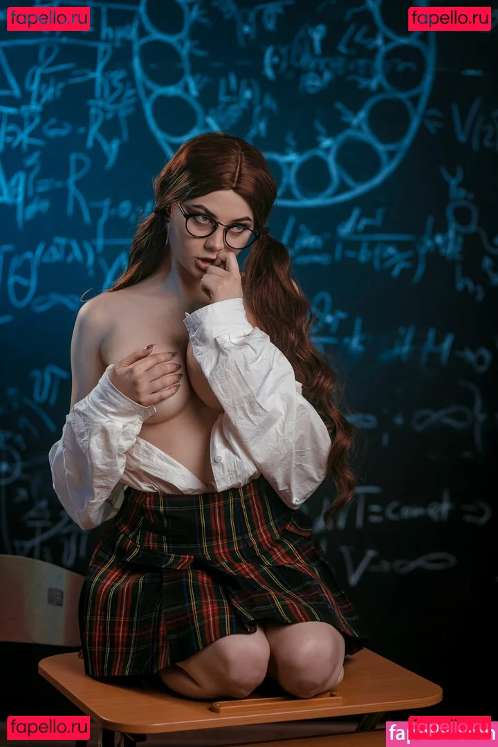 Alexandra Bessonova / Sishka14 / sishka Onlyfans Photo Gallery 