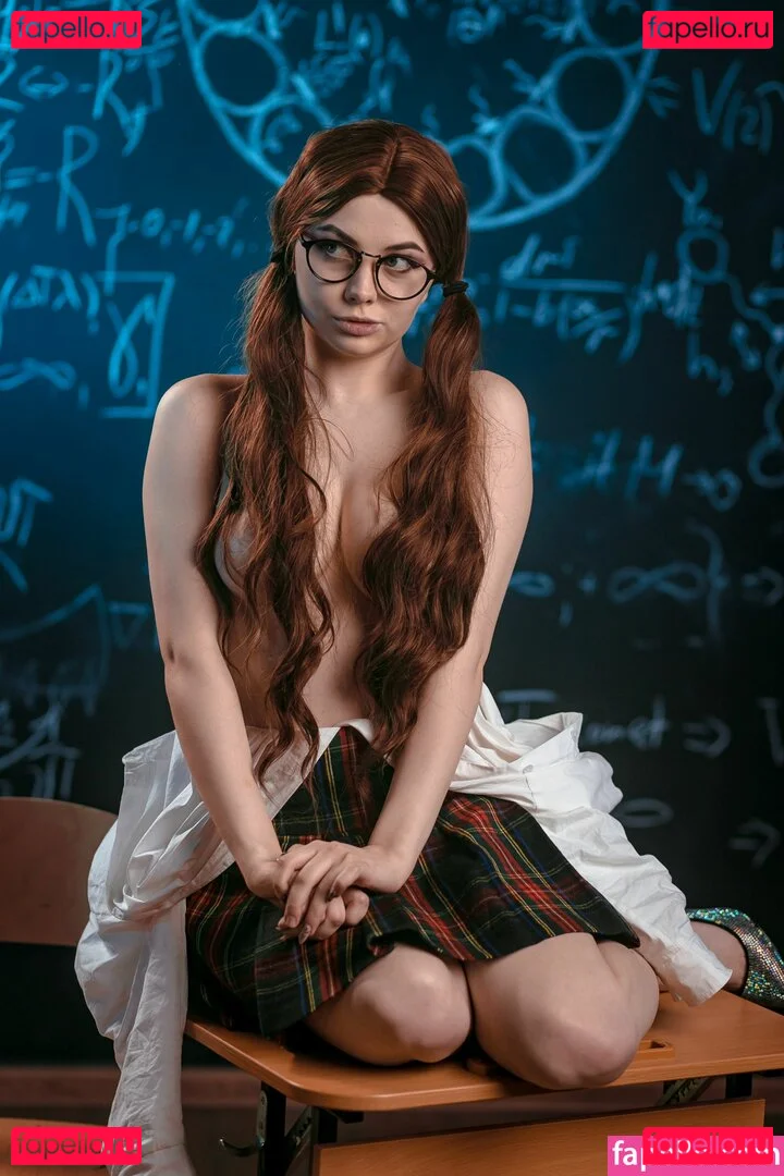 Alexandra Bessonova / Sishka14 / sishka Onlyfans Photo Gallery 