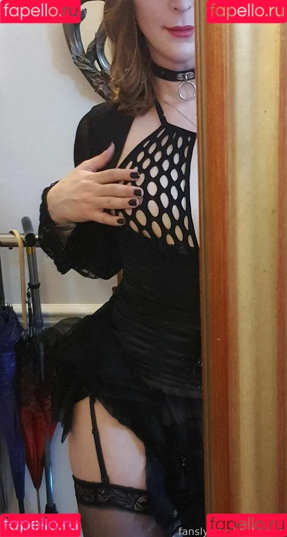 Hellvetika / hellvetikaseraph / hellvetikseraph / https: Onlyfans Photo Gallery 