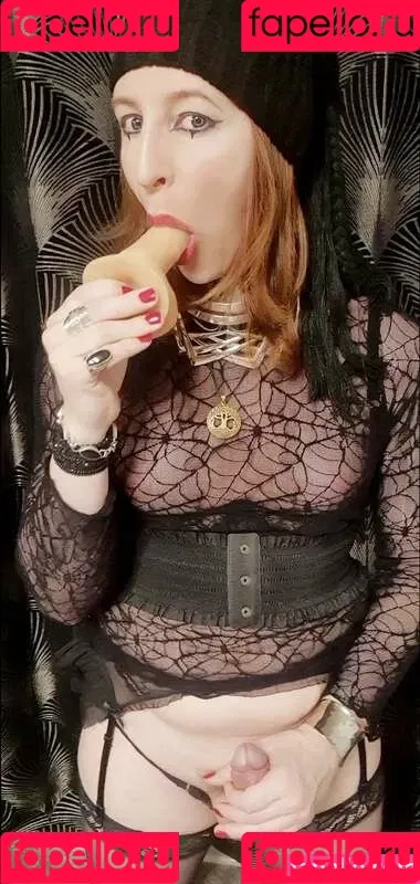 Hellvetika / hellvetikaseraph / hellvetikseraph / https: Onlyfans Photo Gallery 