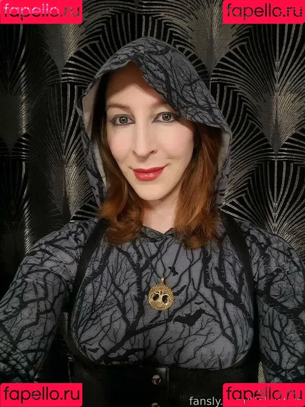Hellvetika / hellvetikaseraph / hellvetikseraph / https: Onlyfans Photo Gallery 
