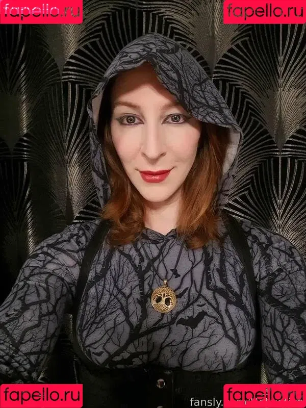 Hellvetika / hellvetikaseraph / hellvetikseraph / https: Onlyfans Photo Gallery 