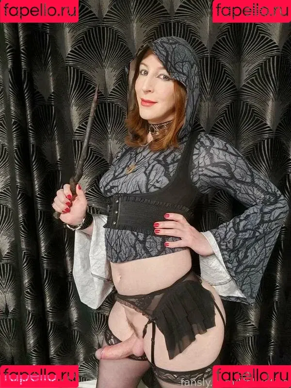 Hellvetika / hellvetikaseraph / hellvetikseraph / https: Onlyfans Photo Gallery 