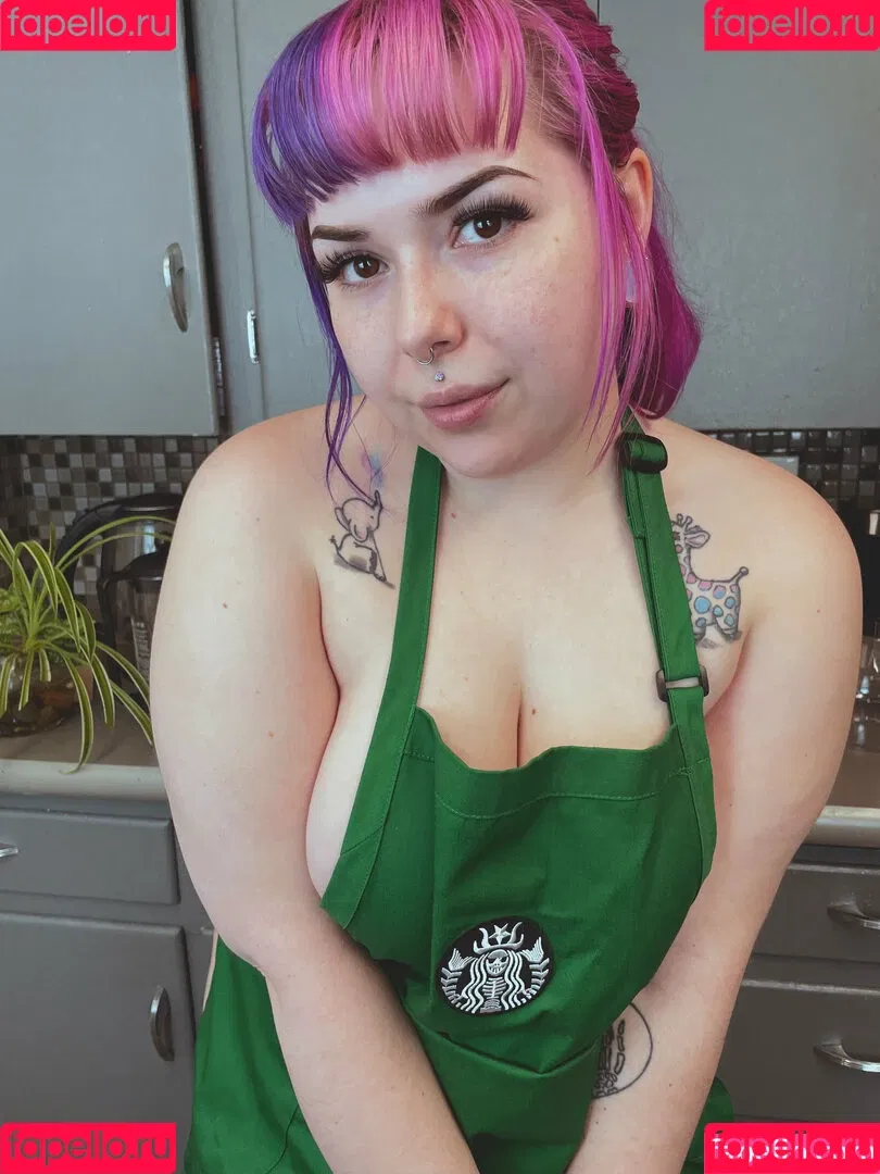 ilychubbygrilz / littlestpigletann Onlyfans Photo Gallery 