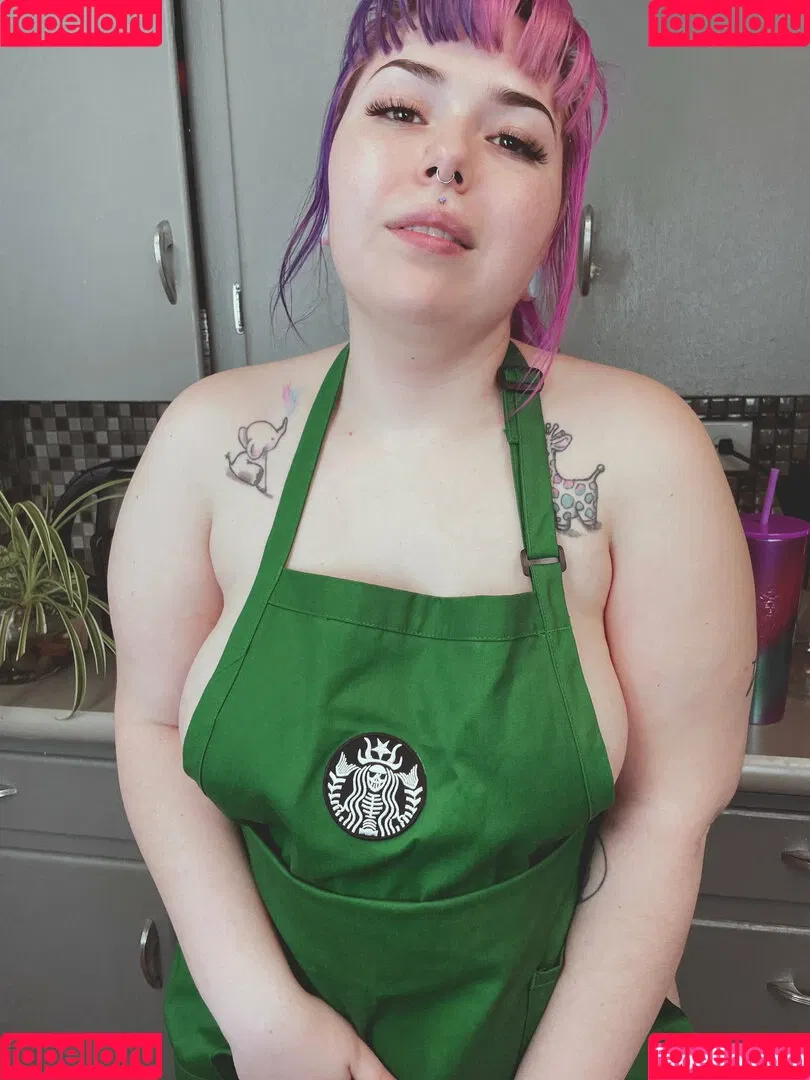 ilychubbygrilz / littlestpigletann Onlyfans Photo Gallery 