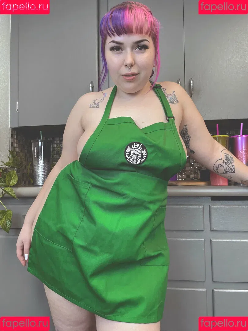 ilychubbygrilz / littlestpigletann Onlyfans Photo Gallery 