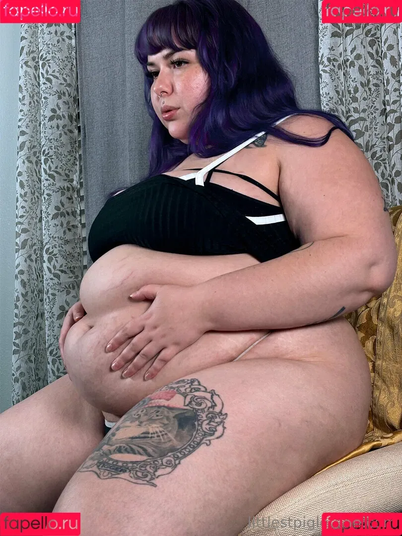 ilychubbygrilz / littlestpigletann Onlyfans Photo Gallery 