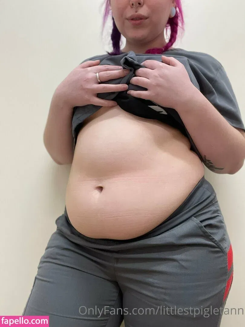 ilychubbygrilz / littlestpigletann Onlyfans Photo Gallery 