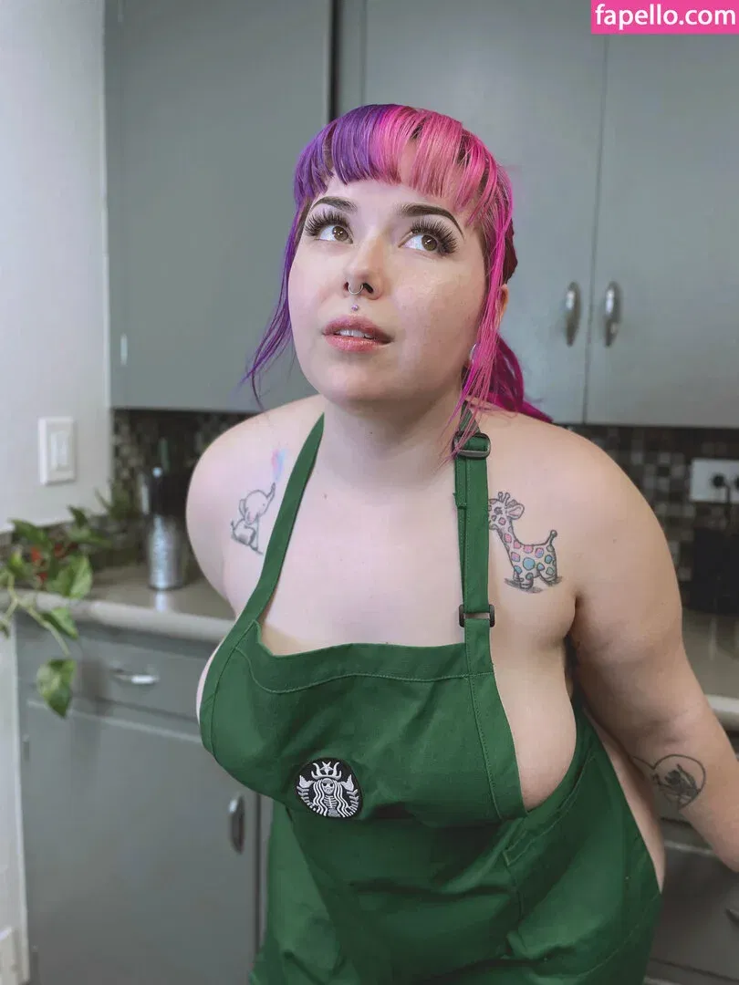 ilychubbygrilz / littlestpigletann Onlyfans Photo Gallery 