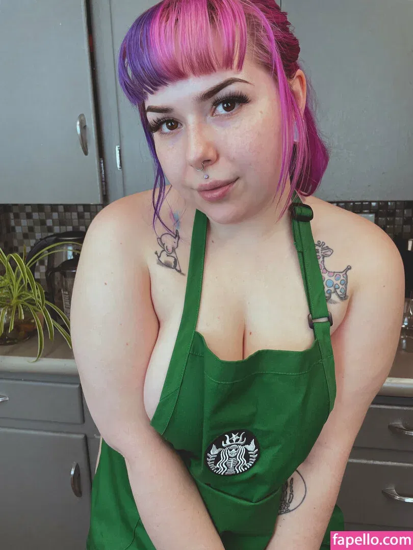 ilychubbygrilz / littlestpigletann Onlyfans Photo Gallery 
