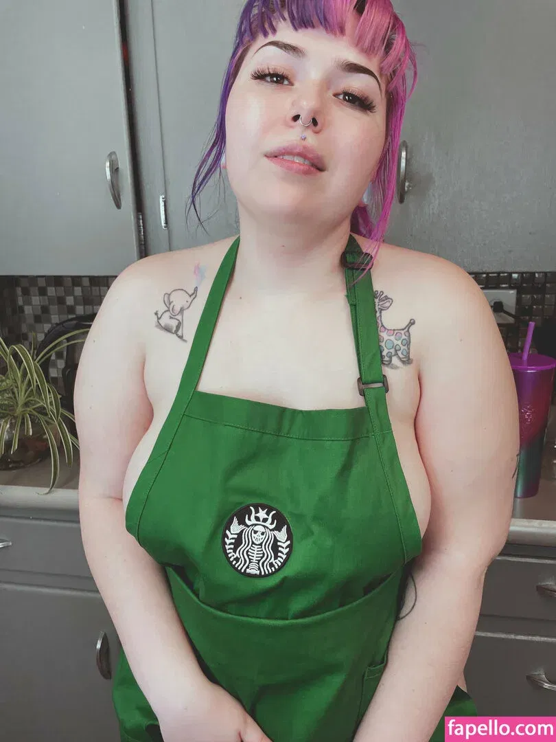ilychubbygrilz / littlestpigletann Onlyfans Photo Gallery 