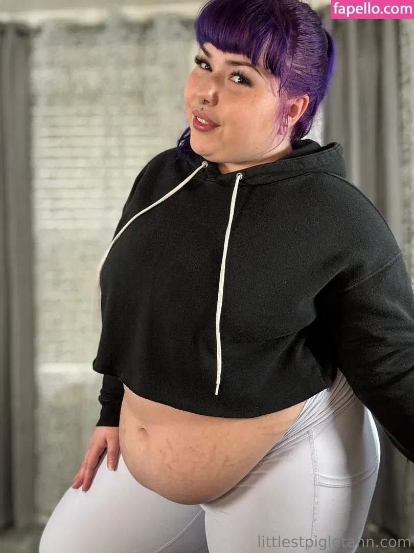 ilychubbygrilz / littlestpigletann Onlyfans Photo Gallery 