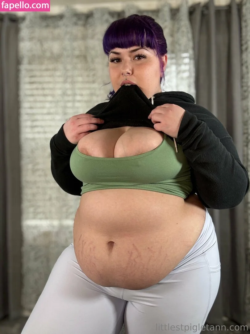 ilychubbygrilz / littlestpigletann Onlyfans Photo Gallery 