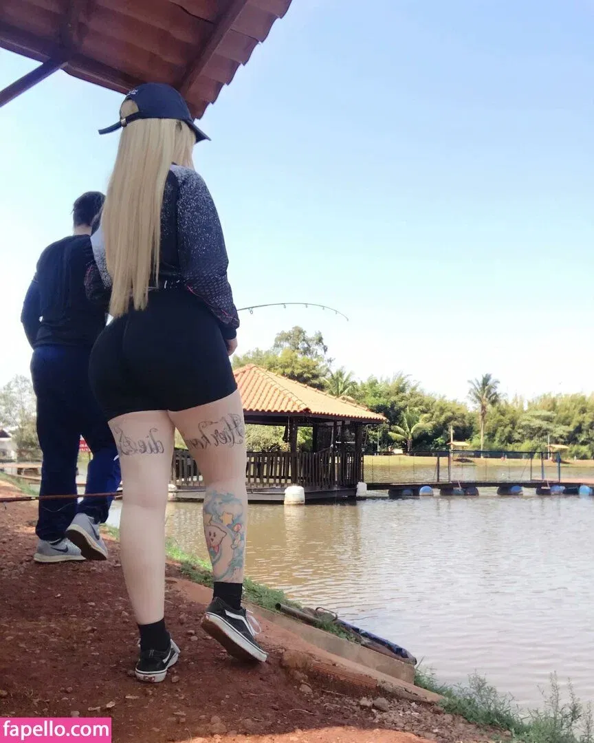 amanda / mandsbeats / mvndss / xmvndsx / xnadiax Onlyfans Photo Gallery 