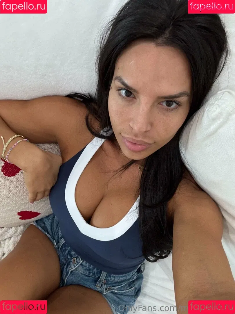 misslunabay Onlyfans Photo Gallery 