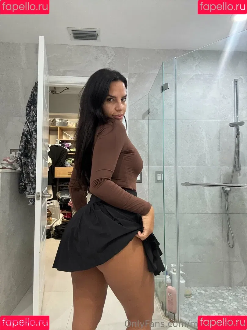 misslunabay Onlyfans Photo Gallery 