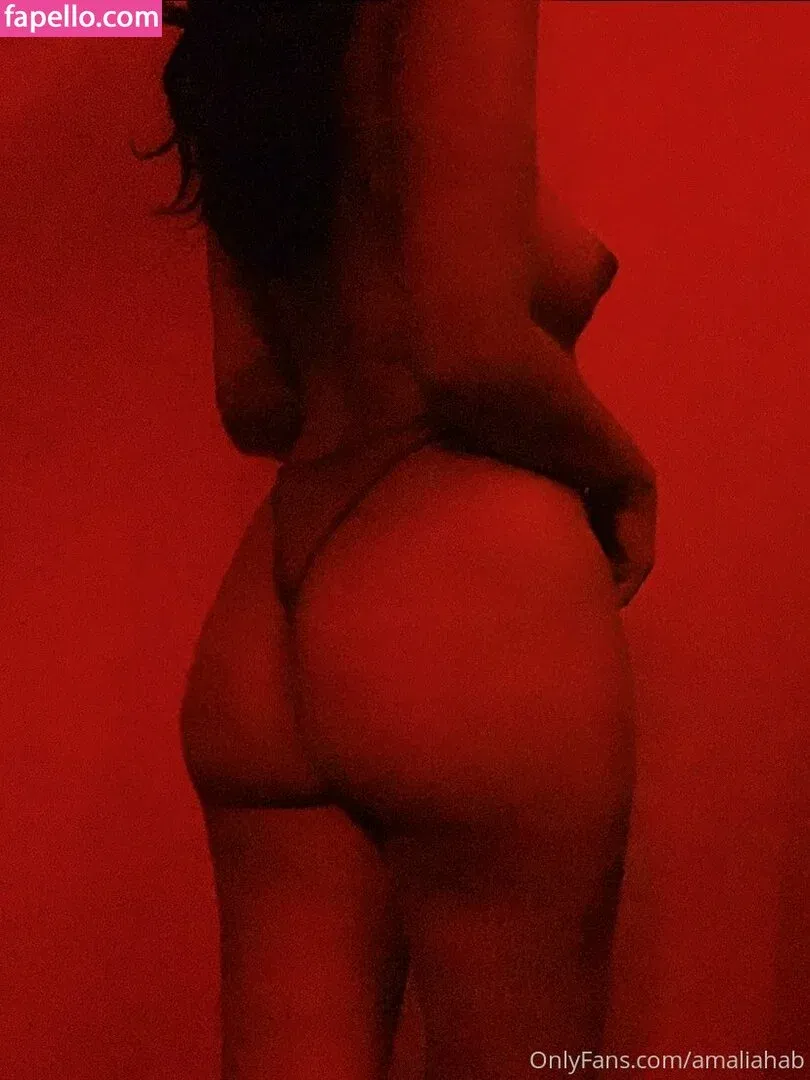 amaliah_com / amaliahab Onlyfans Photo Gallery 