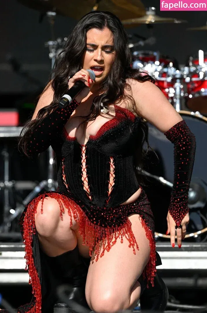 Lauren Jauregui / laurenjauregui Onlyfans Photo Gallery 