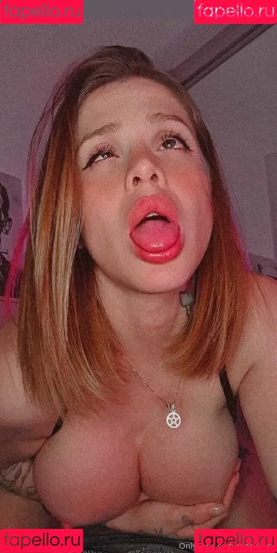 Maru Karv / maru_karvv21 / marukarv Onlyfans Photo Gallery 