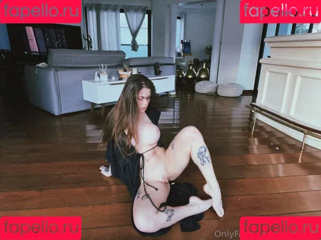 Maru Karv / maru_karvv21 / marukarv Onlyfans Photo Gallery 