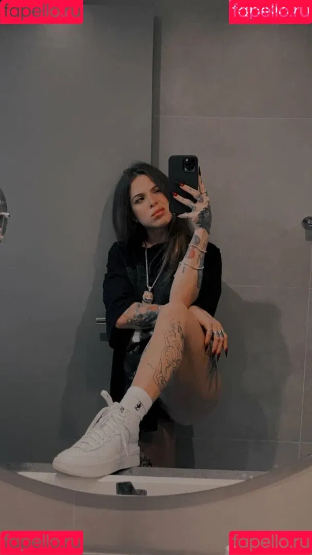 Maru Karv / maru_karvv21 / marukarv Onlyfans Photo Gallery 