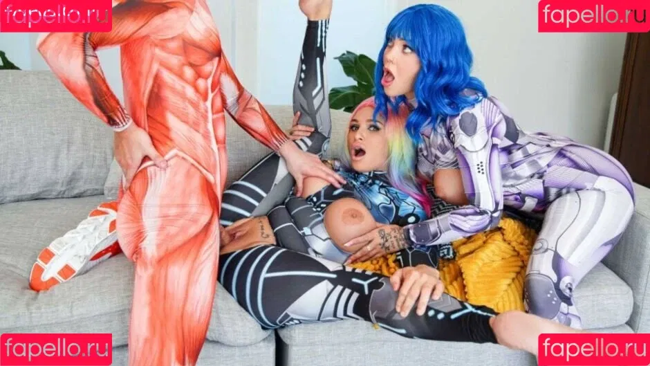 Charli Phoenix / charli_phoenix / charliphoenix / charliphoenix11 Onlyfans Photo Gallery 