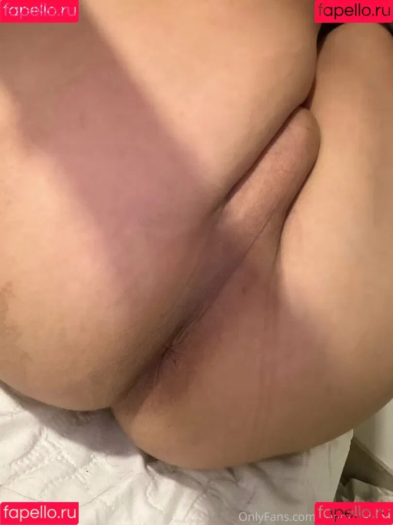 Valery Mcqueen / valerymcqueen__ / venezolanats Onlyfans Photo Gallery 