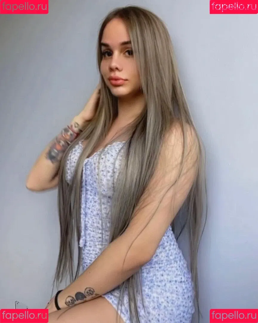 Valery Mcqueen / valerymcqueen__ / venezolanats Onlyfans Photo Gallery 