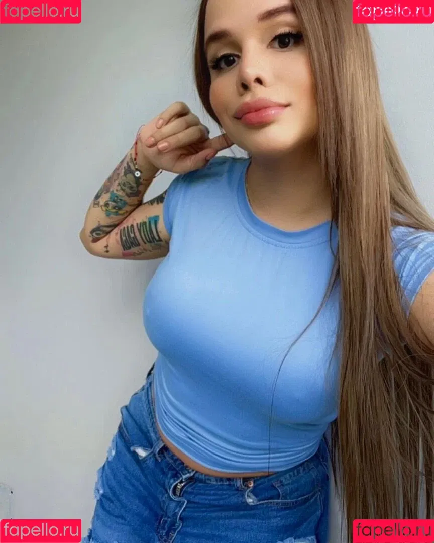 Valery Mcqueen / valerymcqueen__ / venezolanats Onlyfans Photo Gallery 