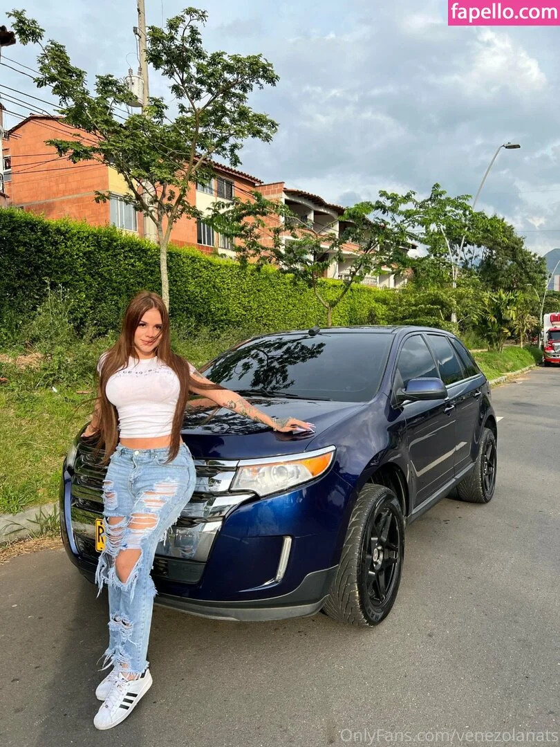 Valery Mcqueen / valerymcqueen__ / venezolanats Onlyfans Photo Gallery 