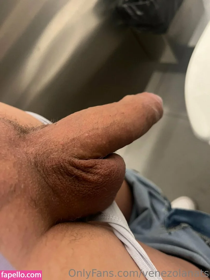 Valery Mcqueen / valerymcqueen__ / venezolanats Onlyfans Photo Gallery 