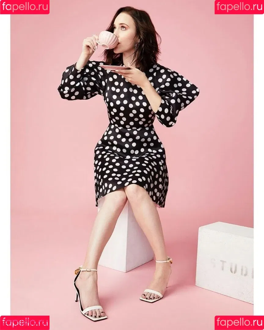 Marvelous Mrs. Maisel / Rachel Brosnahan / rachelbrosnahan Onlyfans Photo Gallery 